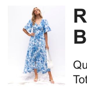 line.title	
Rhyzel Maxi Dress - Blue Floral